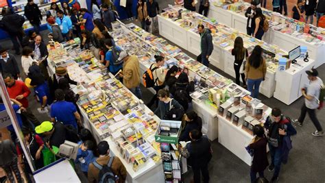  Feria Internacional del Libro de Bogotá: การเฉลิมฉลองวรรณกรรมที่สั่นสะเทือนวงการสิ่งพิมพ์ของโคลอมเบีย